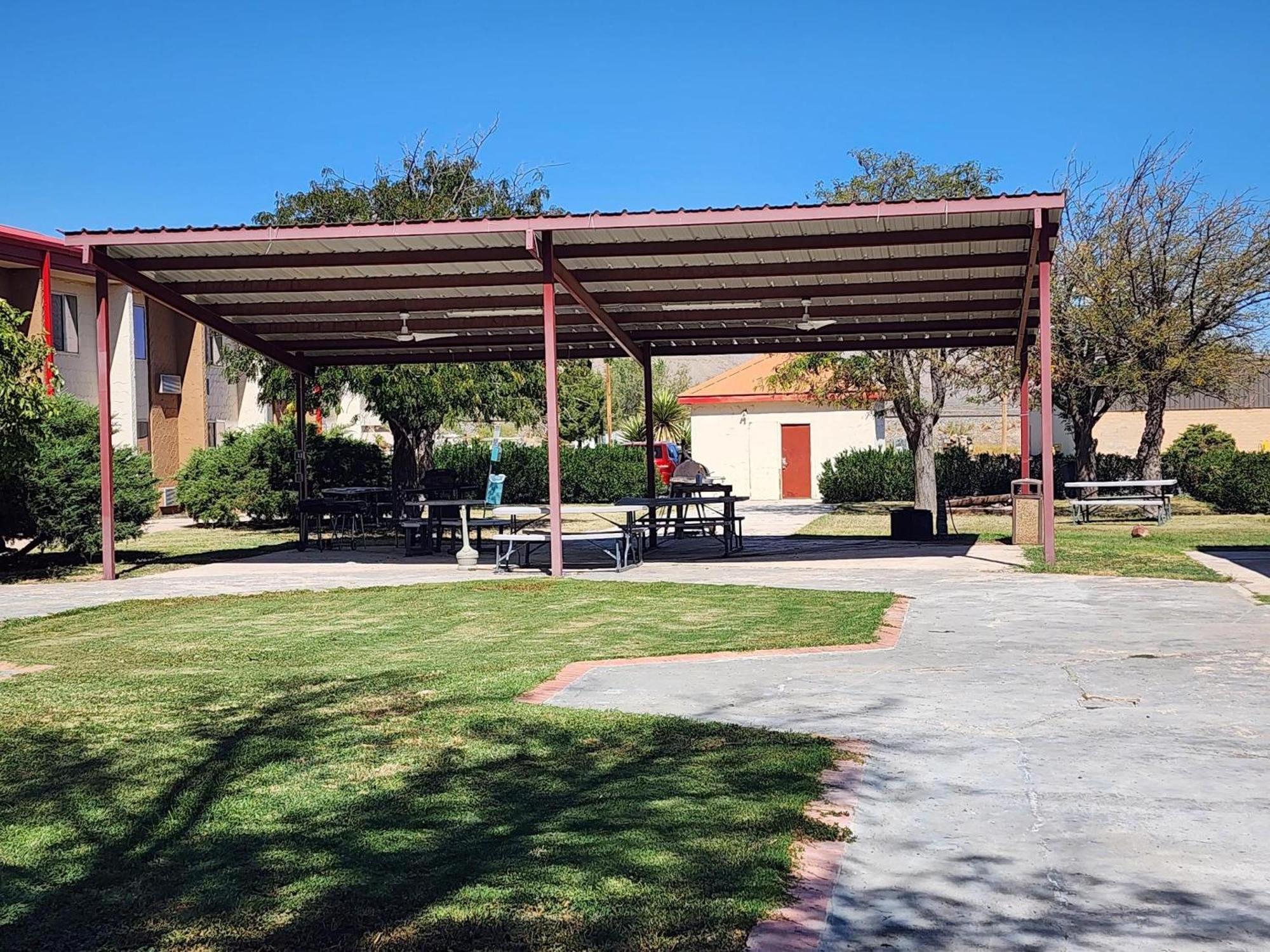 Red Roof Inn Van Horn Exterior photo